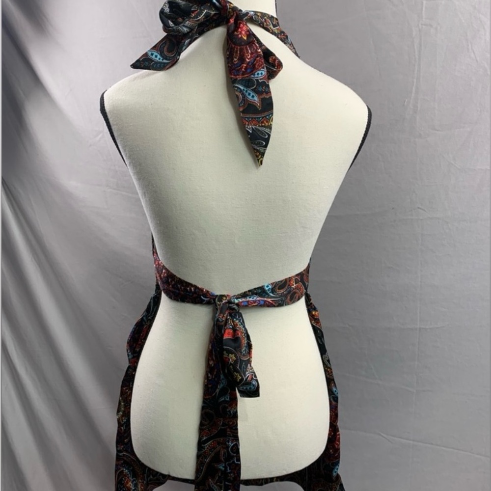 Boho Print Tie Backless Halter Top & Shorts - Picture 3 of 4